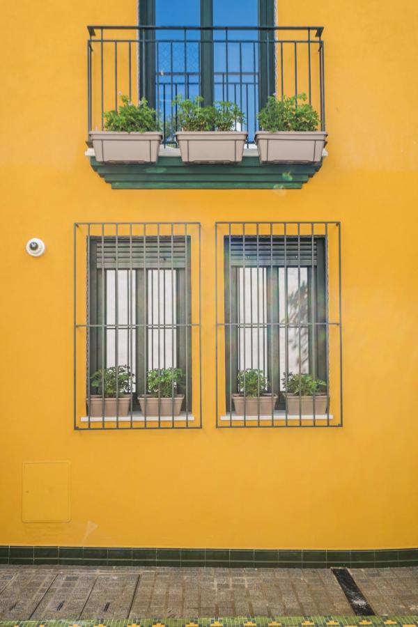 Wello Apartments Sevilla Экстерьер фото